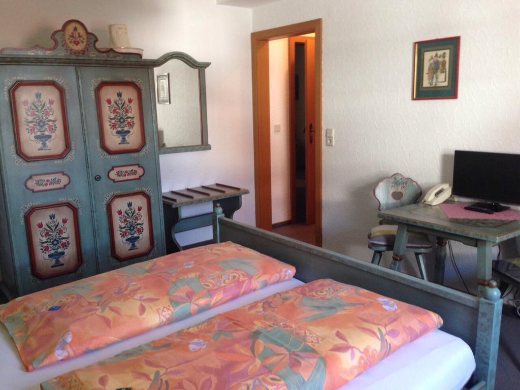 Landgasthof Zum Stern Elfershausen Room photo
