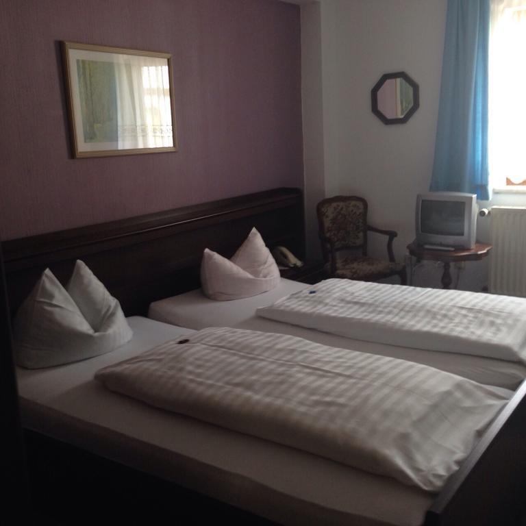 Landgasthof Zum Stern Elfershausen Room photo